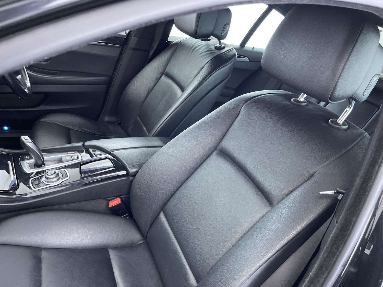 Used BMW 5 Series 2010 for sale - 76542284: Photo 30