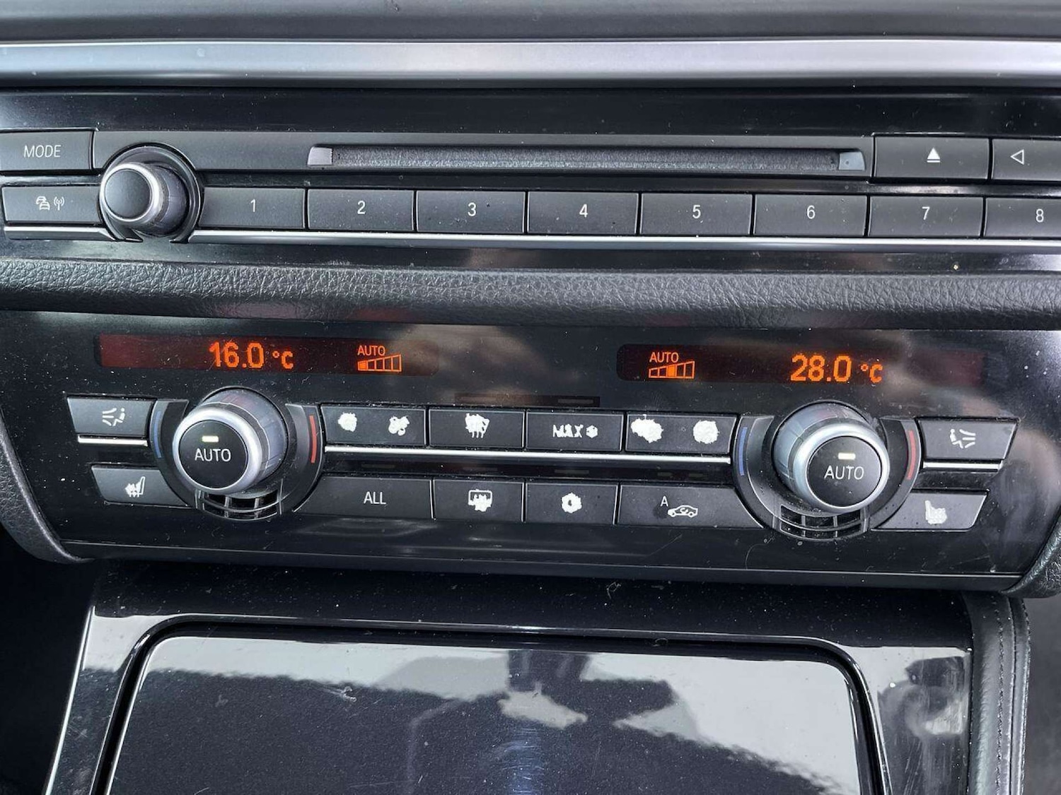 Used BMW 5 Series 2010 for sale - 76542284: Photo 43