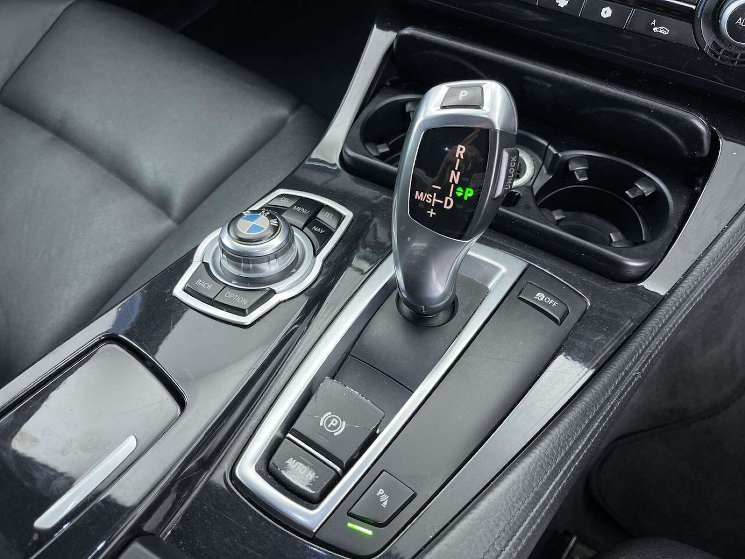 Used BMW 5 Series 2010 for sale - 76542284: Photo 46