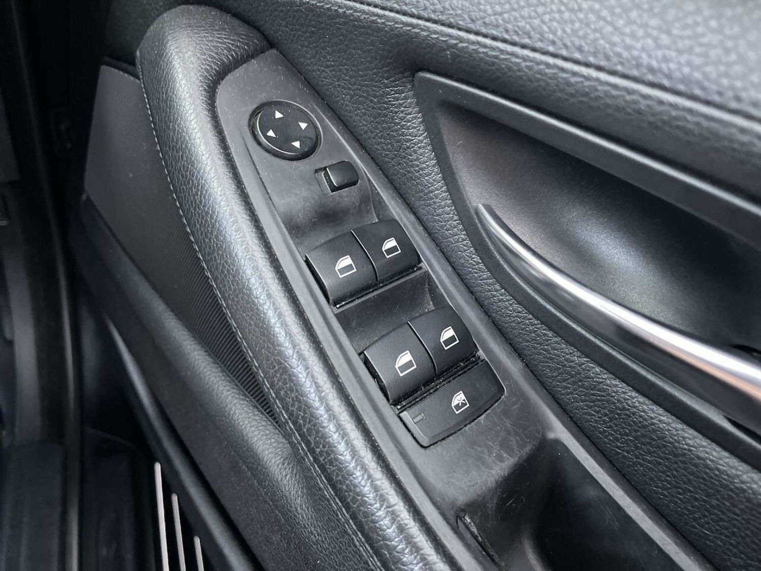 Used BMW 5 Series 2010 for sale - 76542284: Photo 49