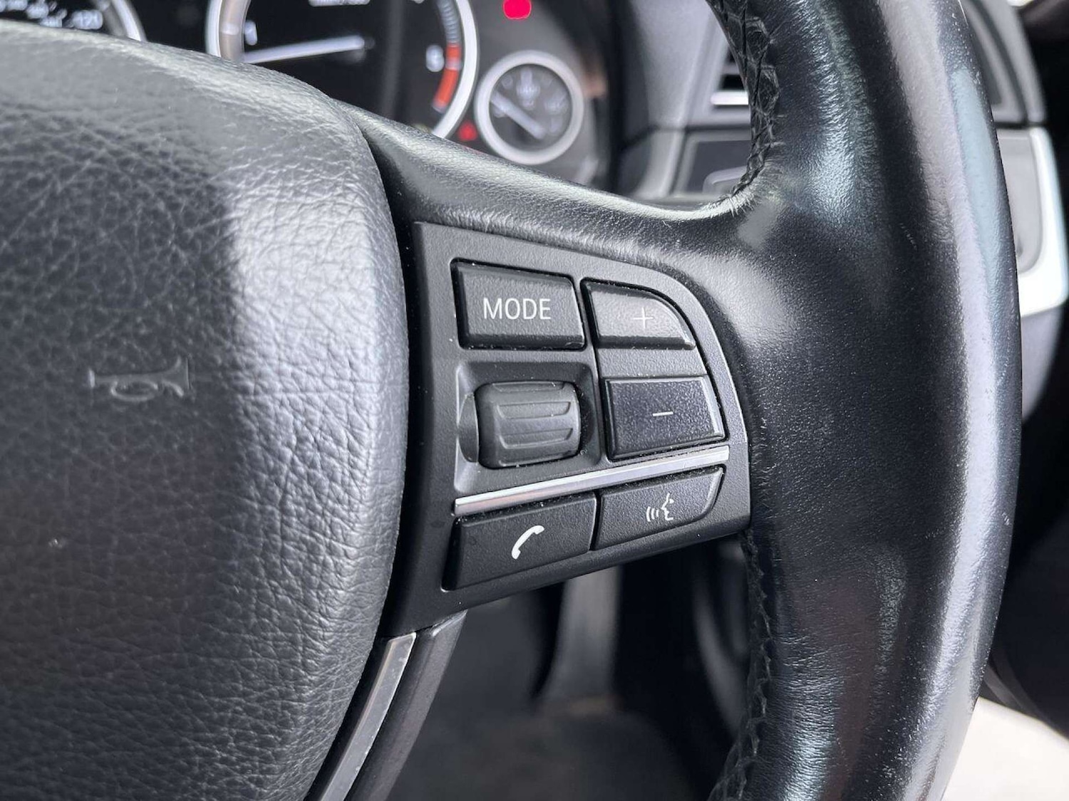 Used BMW 5 Series 2010 for sale - 76542284: Photo 51