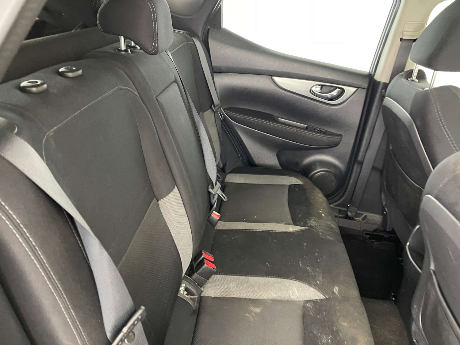 Used Nissan Qashqai 2017 for sale - 76602076: Photo 8