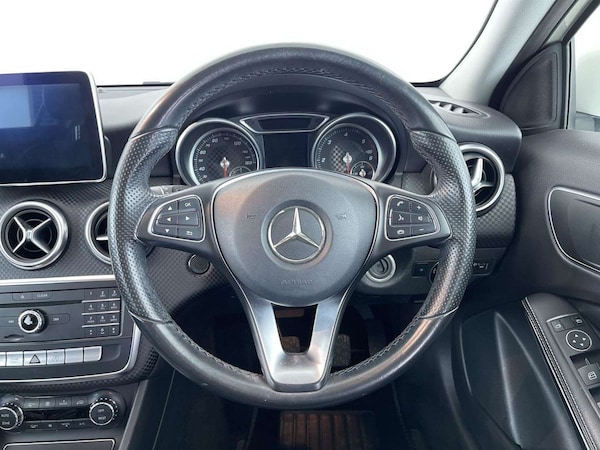 Used Mercedes-Benz A-Class 2015 for sale - 76197235: Photo 36