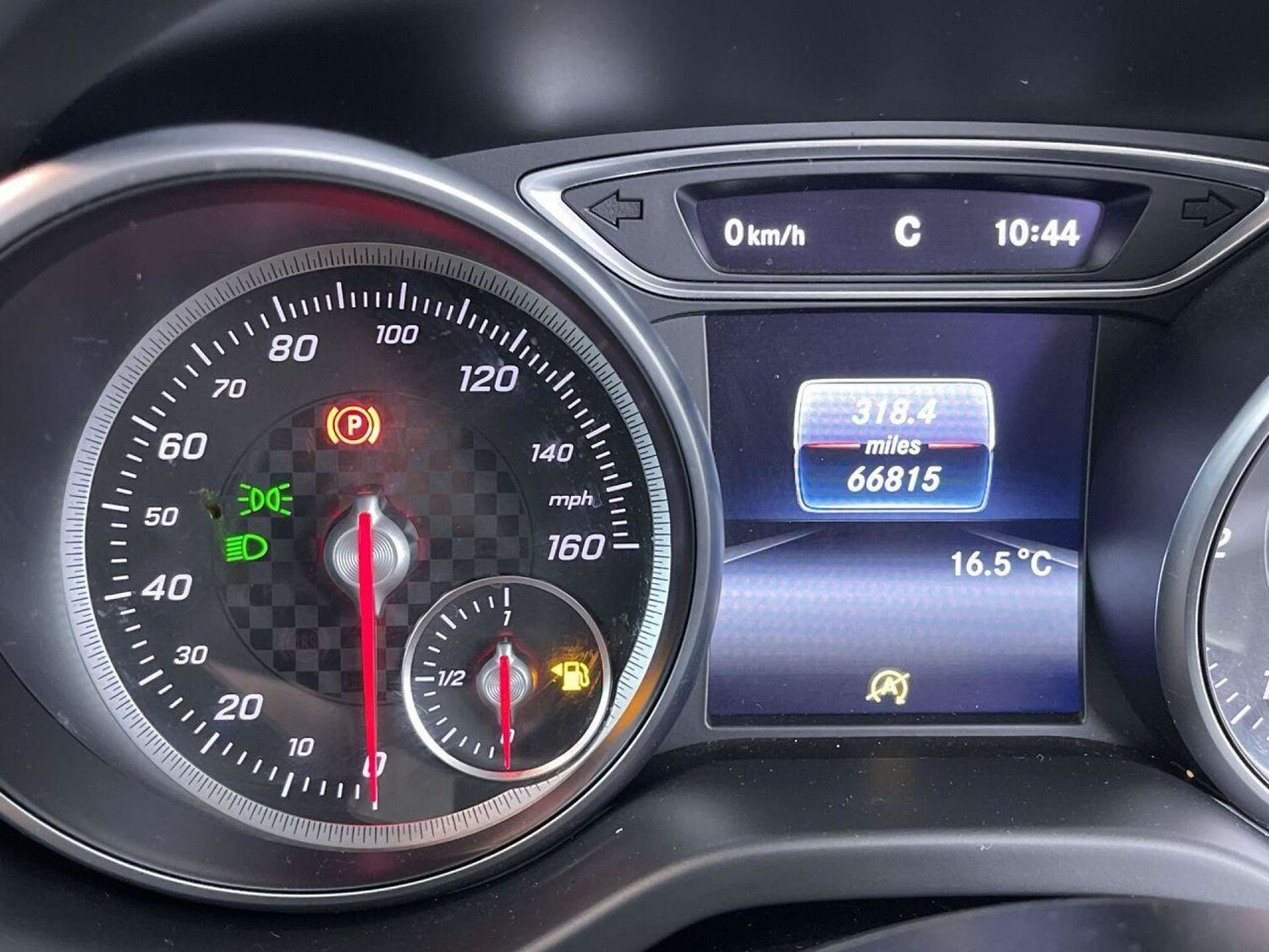 Used Mercedes-Benz A-Class 2015 for sale - 76197235: Photo 39