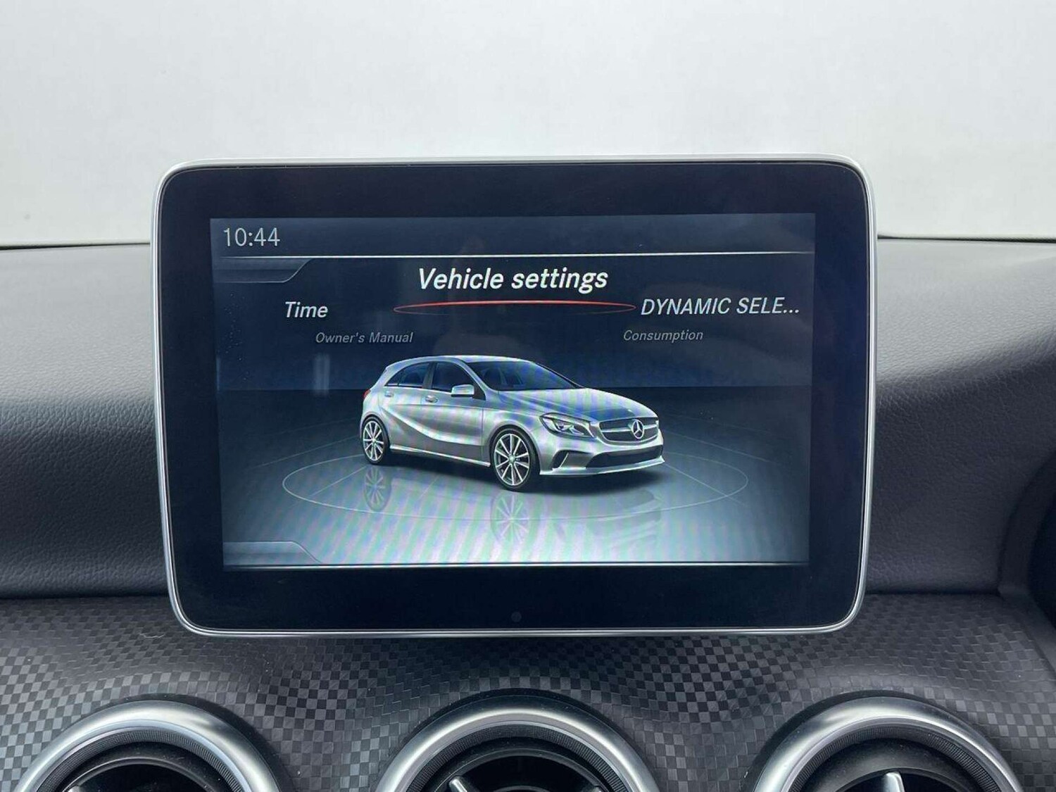 Used Mercedes-Benz A-Class 2015 for sale - 76197235: Photo 40