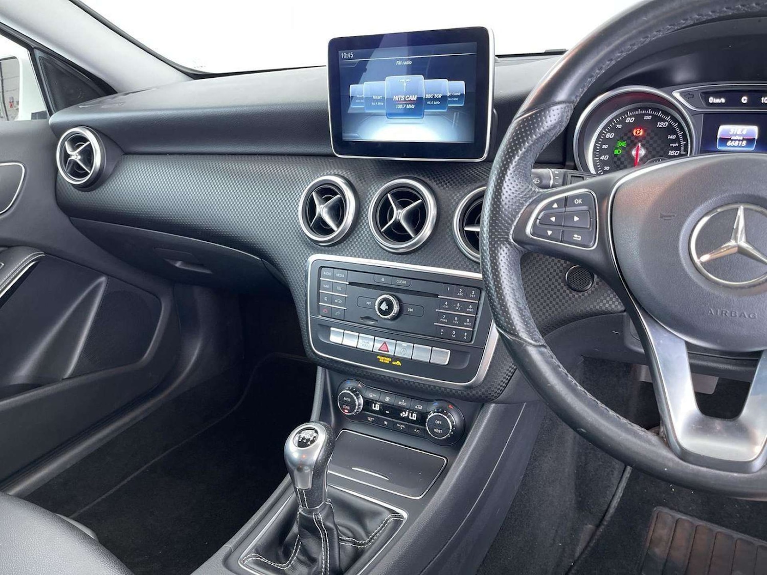 Used Mercedes-Benz A-Class 2015 for sale - 76197235: Photo 45