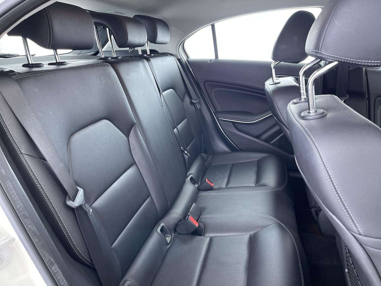 Used Mercedes-Benz A-Class 2015 for sale - 76197235: Photo 9