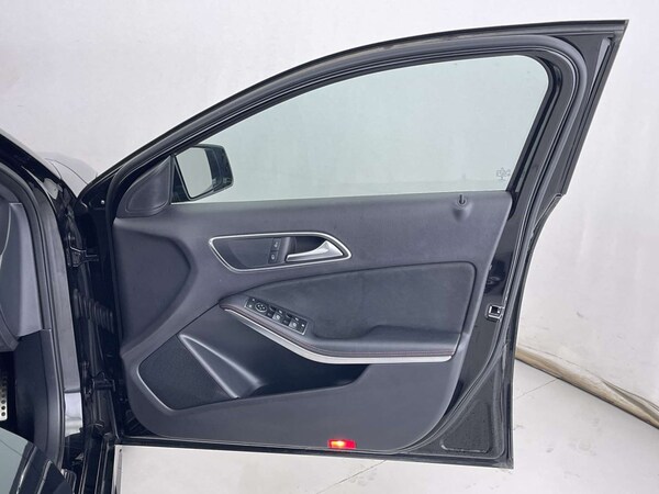 Used Mercedes-Benz A-Class 2017 for sale - 76280376: Photo 29