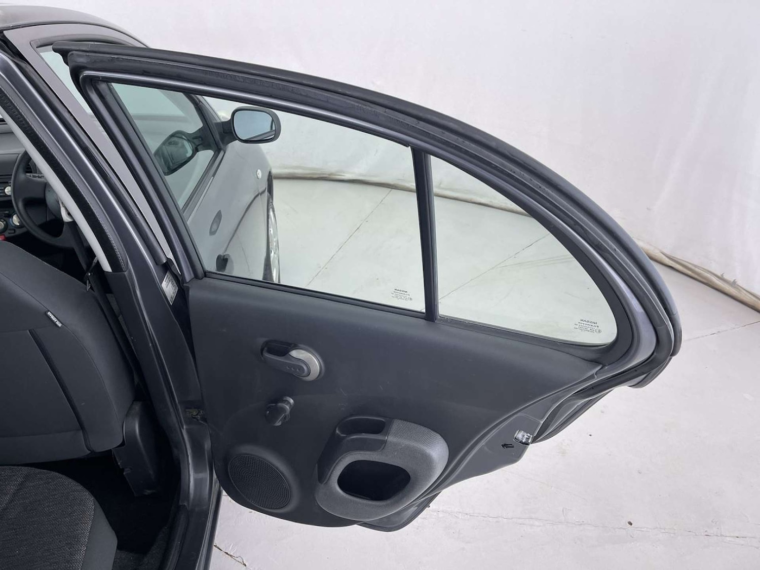 Used Nissan Micra 2005 for sale - 77368203: Photo 27