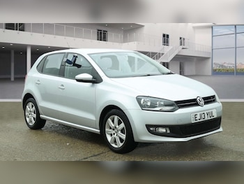 Used Volkswagen Polo 2013 for sale - 77745472: Photo