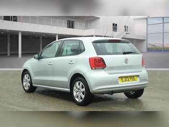 Used Volkswagen Polo 2013 for sale - 77745472: Photo