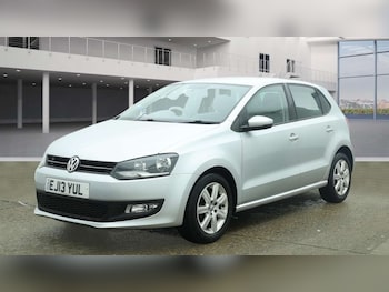 Used Volkswagen Polo 2013 for sale - 77745472: Photo