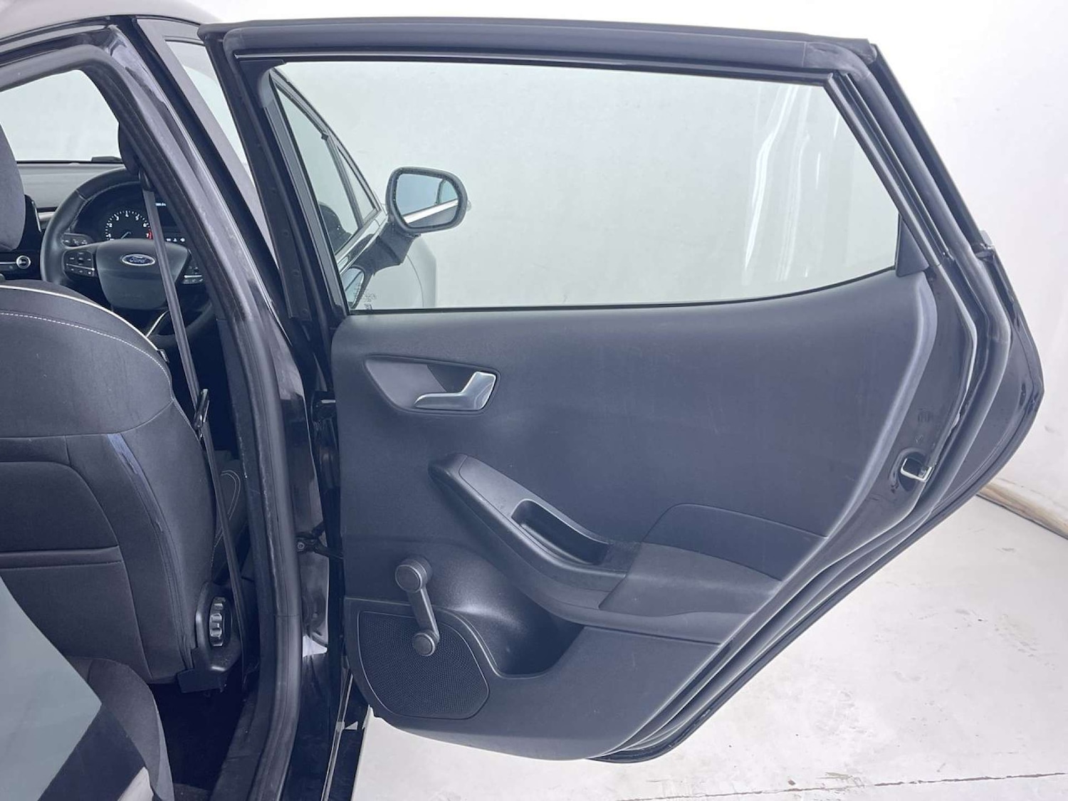 Used Ford Fiesta 2018 for sale - 77247860: Photo 30