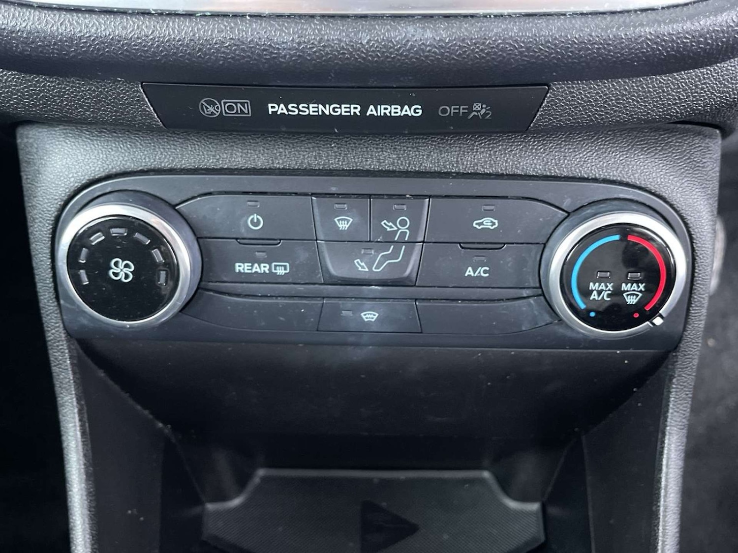 Used Ford Fiesta 2018 for sale - 77247860: Photo 43