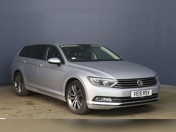 Used Volkswagen Passat 2015 for sale - 78340618: Photo