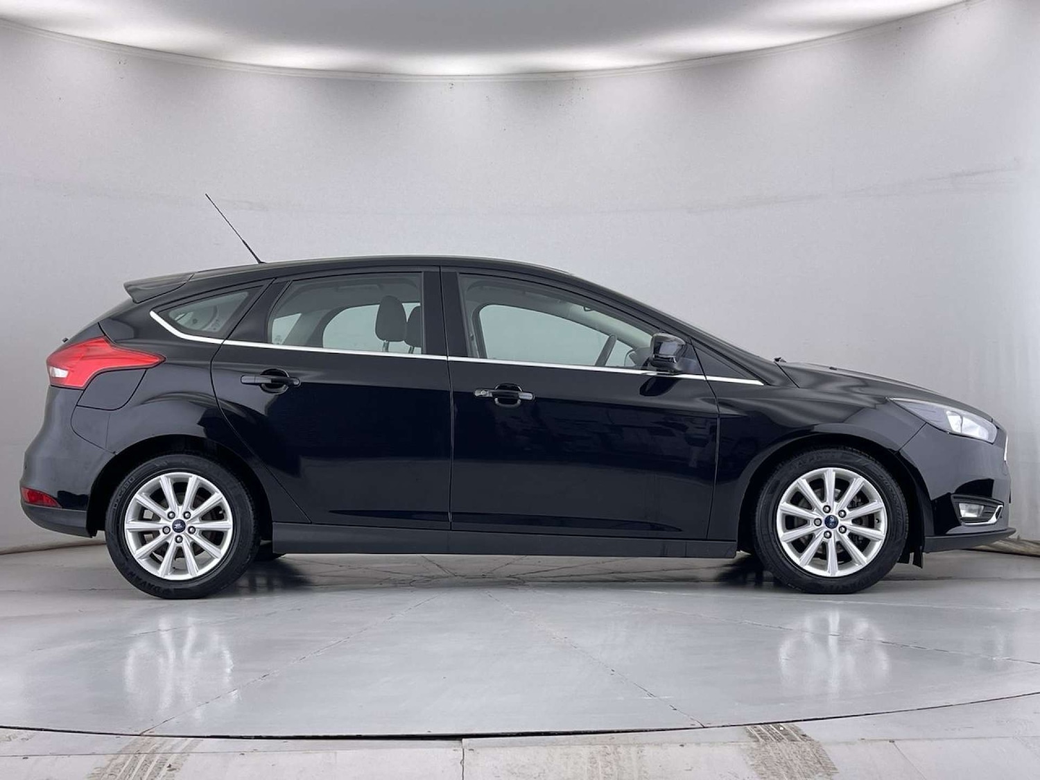 Used Ford Focus 2015 for sale - 76170872: Photo 15