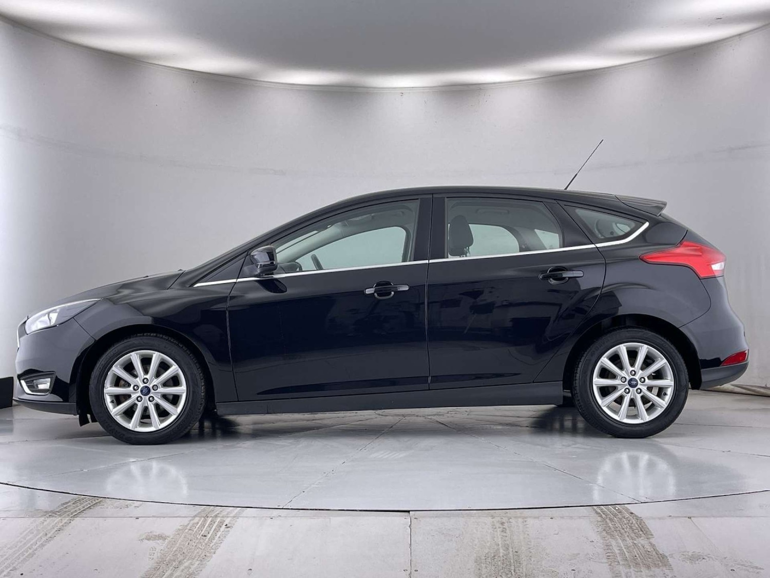 Used Ford Focus 2015 for sale - 76170872: Photo 16