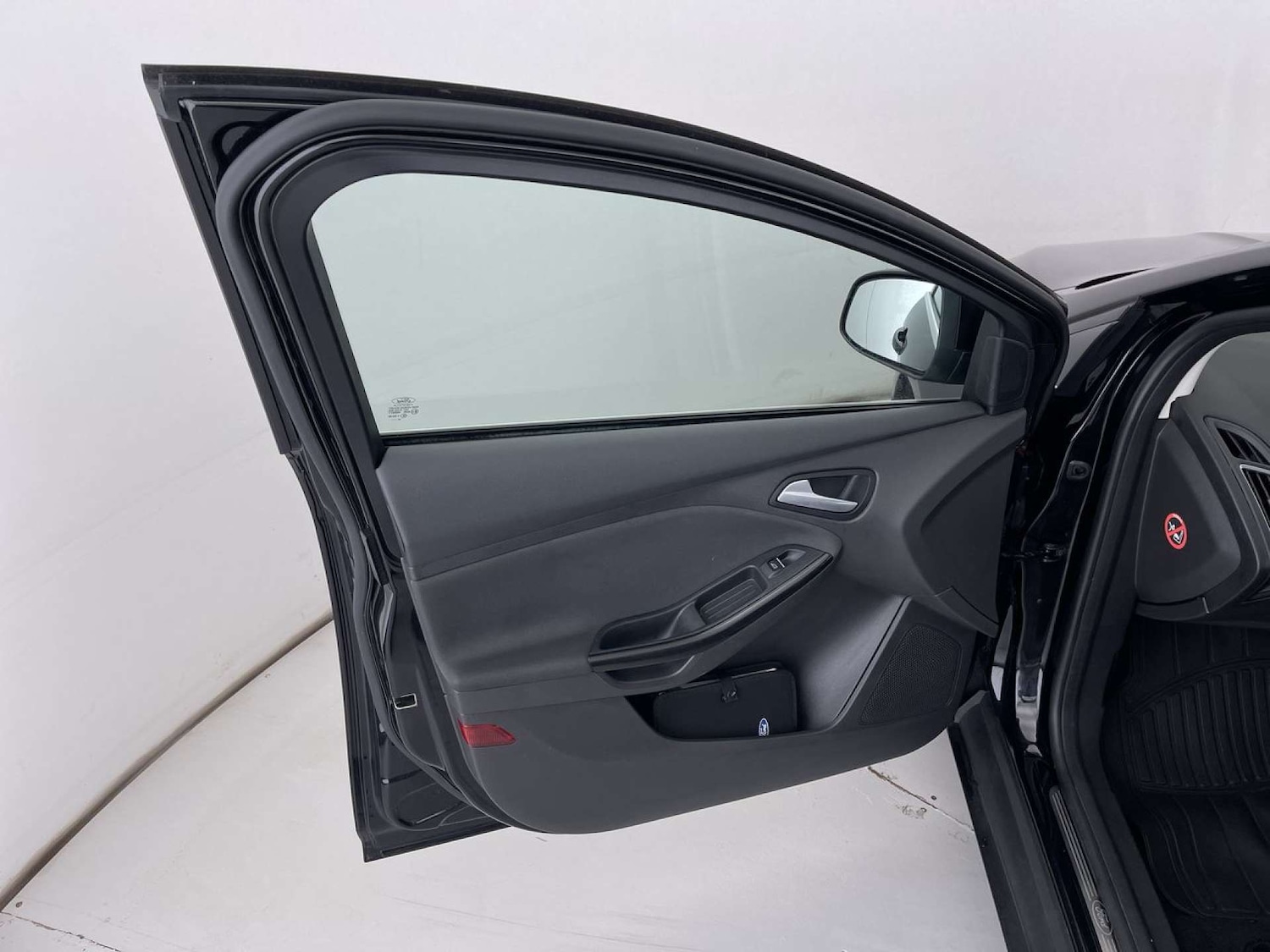 Used Ford Focus 2015 for sale - 76170872: Photo 27