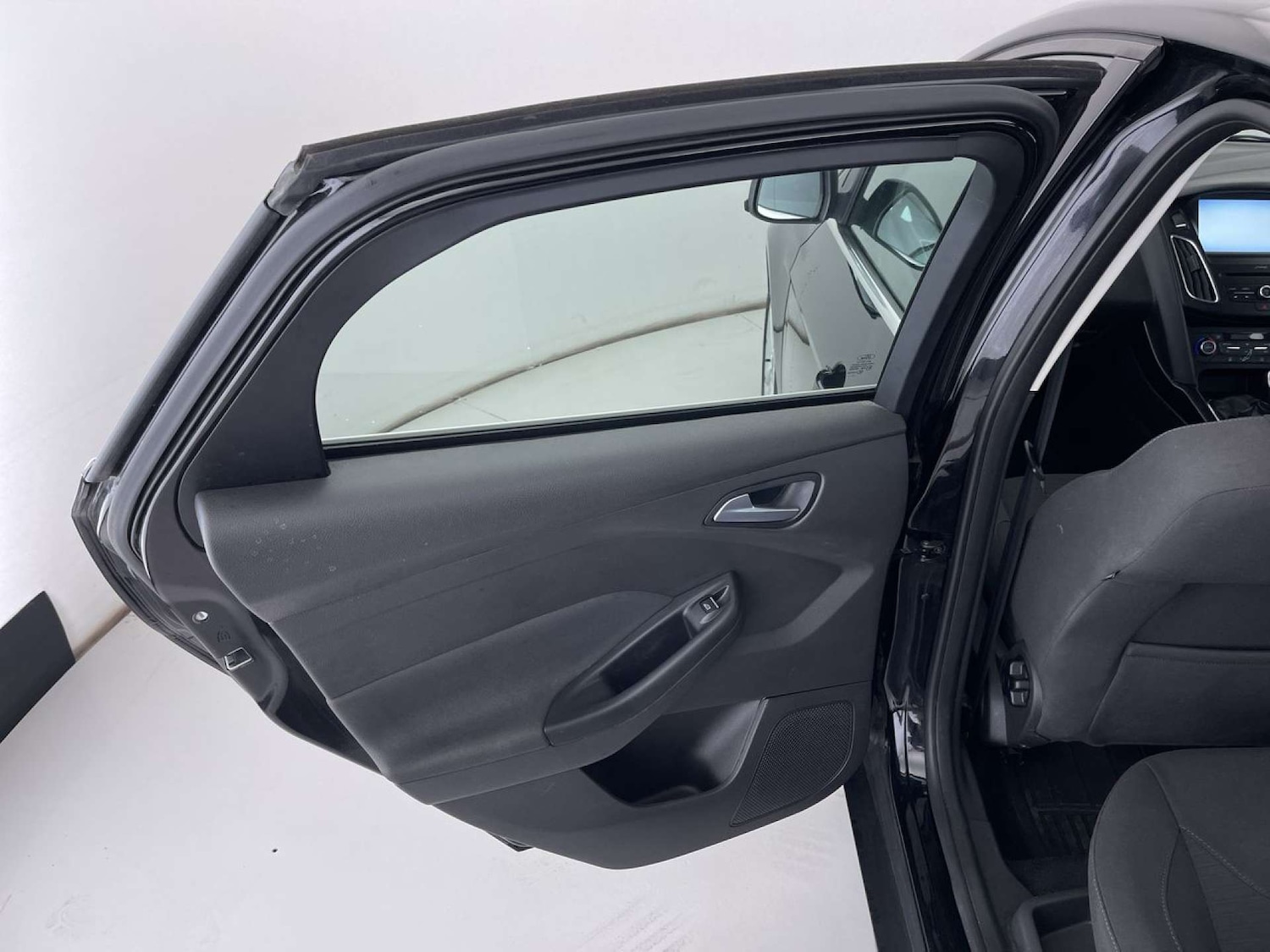Used Ford Focus 2015 for sale - 76170872: Photo 28