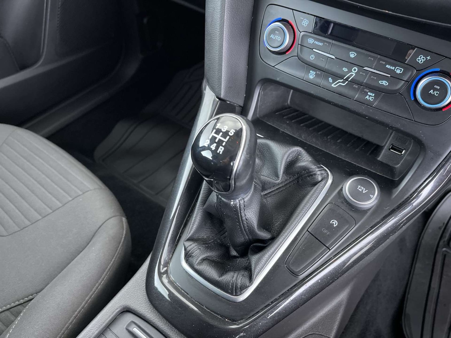 Used Ford Focus 2015 for sale - 76170872: Photo 47