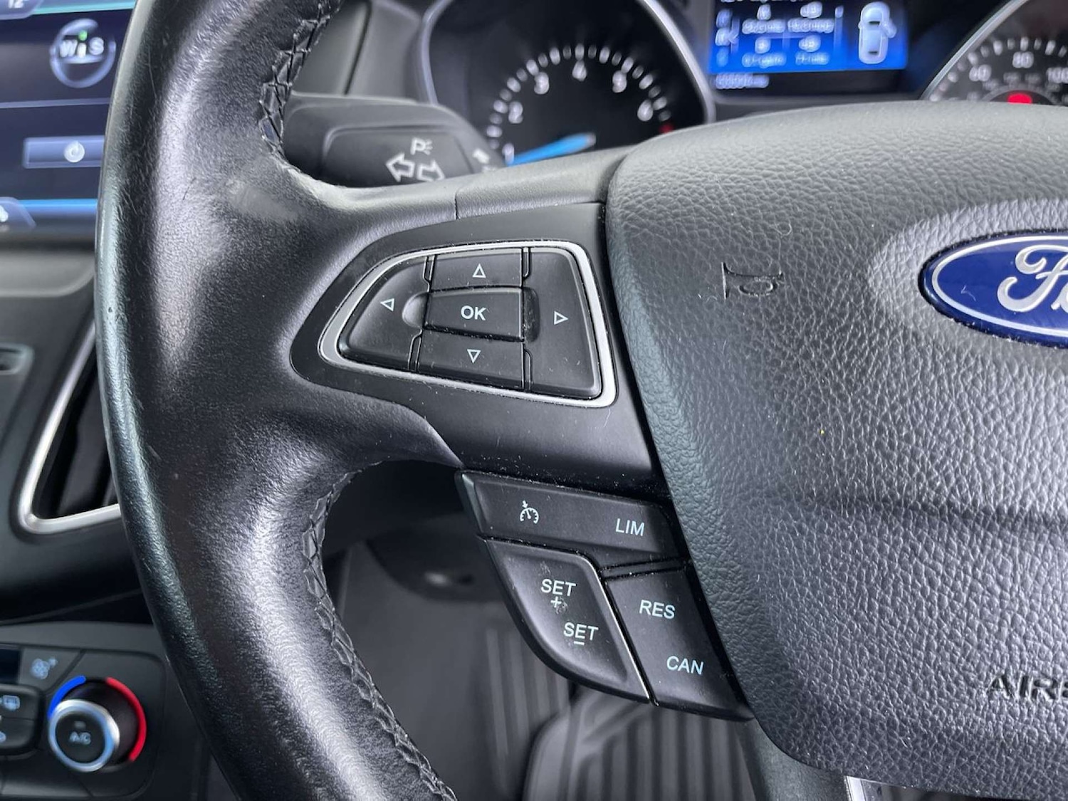 Used Ford Focus 2015 for sale - 76170872: Photo 51