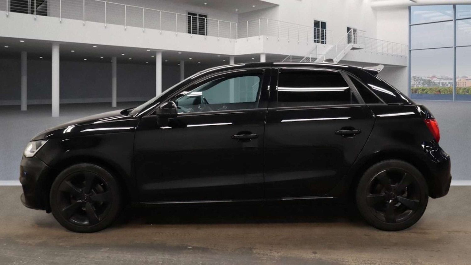 Used Audi A1 2016 for sale - 76905281: Photo 6