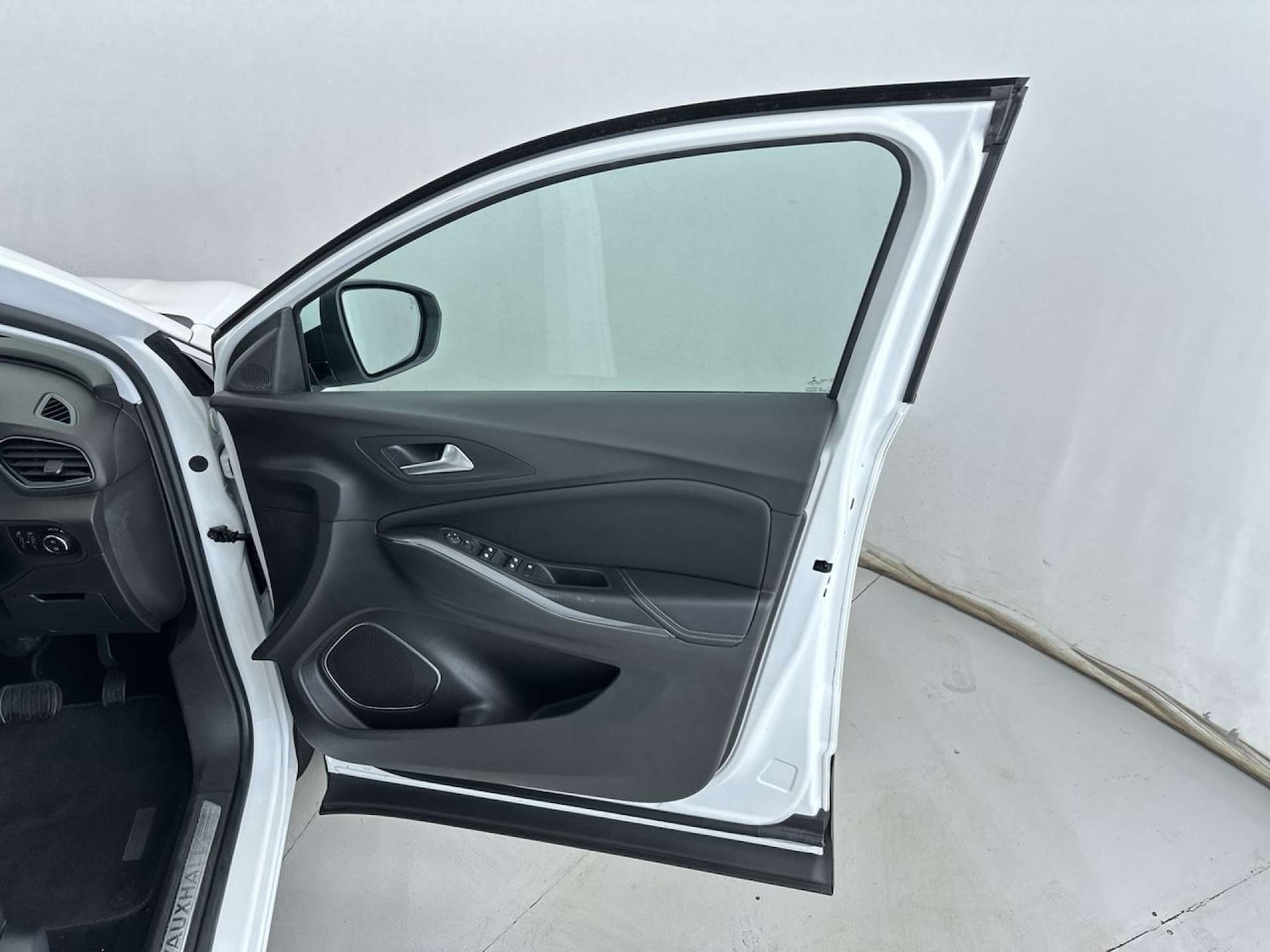 Used Vauxhall Grandland X 2018 for sale - 77492544: Photo 29