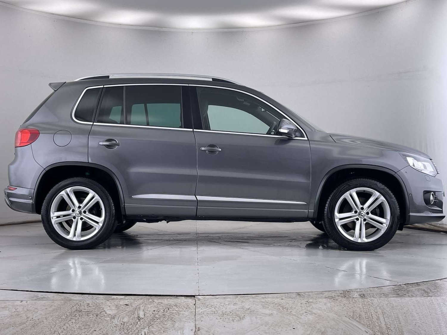 Used Volkswagen Tiguan 2016 for sale - 76905286: Photo 15