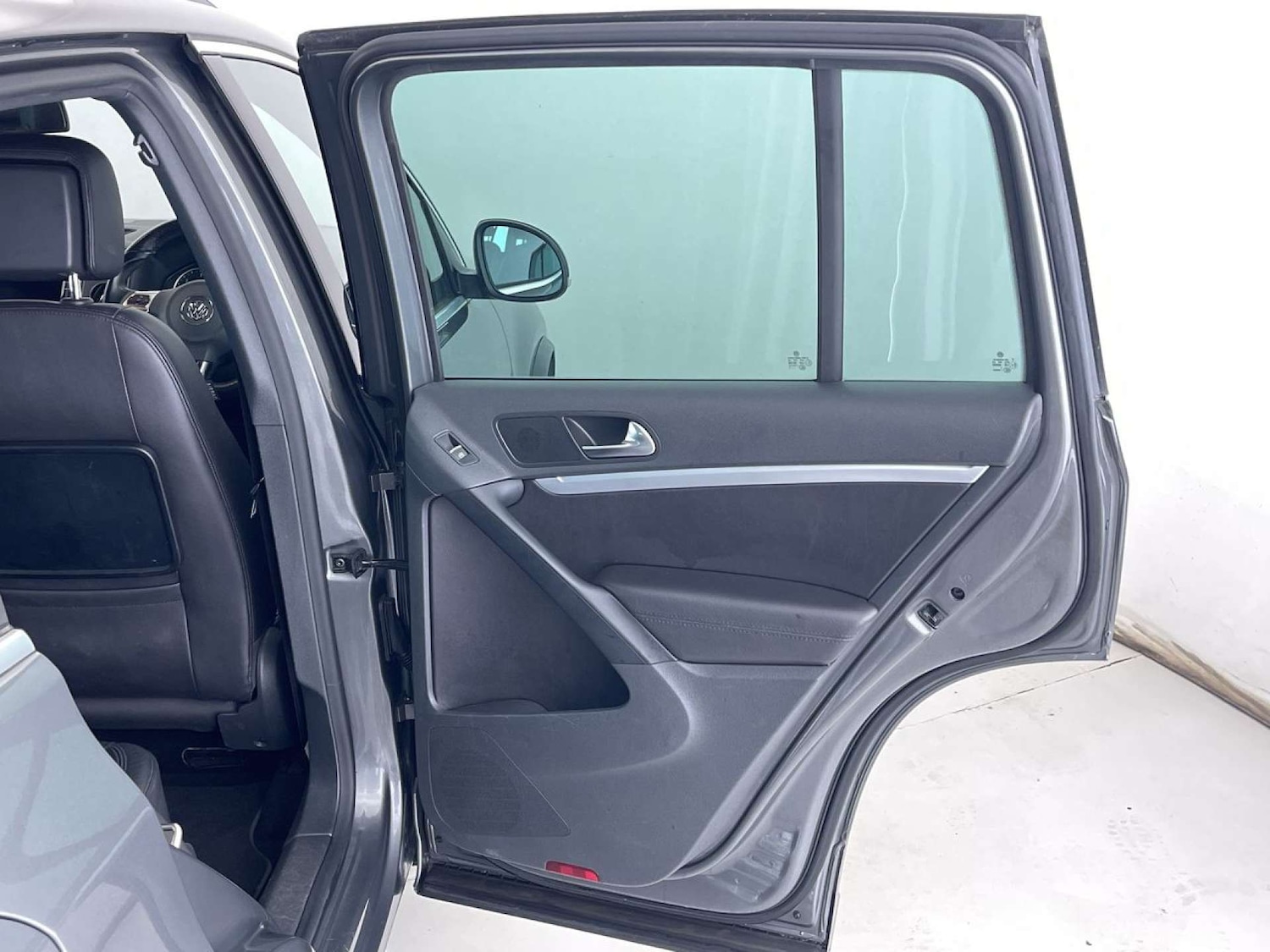 Used Volkswagen Tiguan 2016 for sale - 76905286: Photo 30