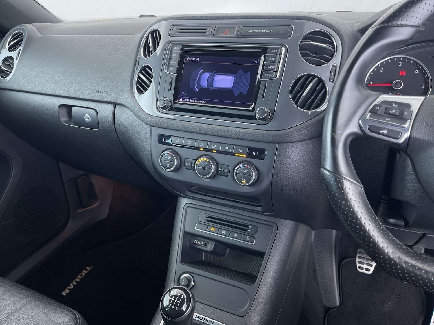 Used Volkswagen Tiguan 2016 for sale - 76905286: Photo 45