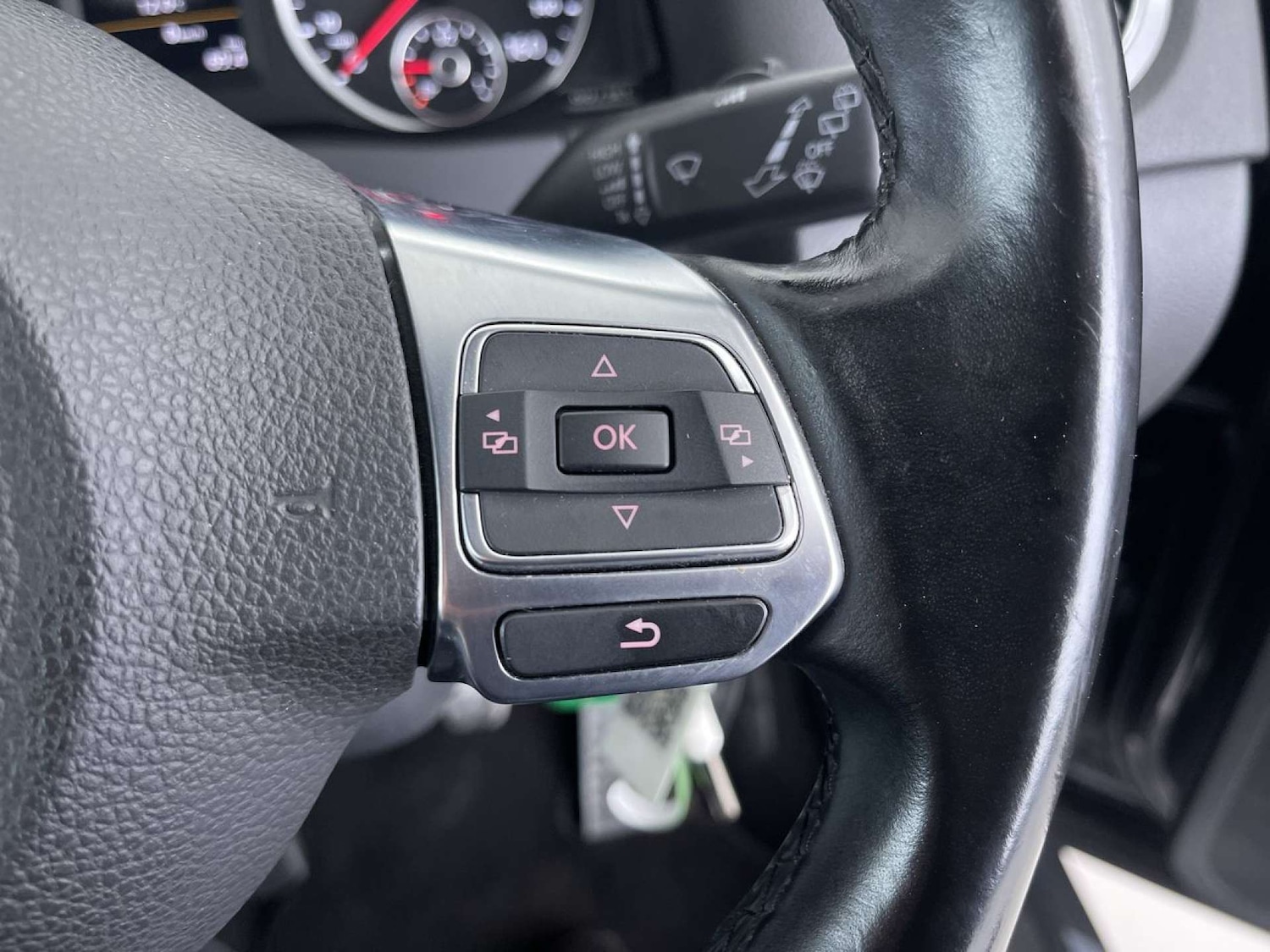 Used Volkswagen Tiguan 2016 for sale - 76905286: Photo 52