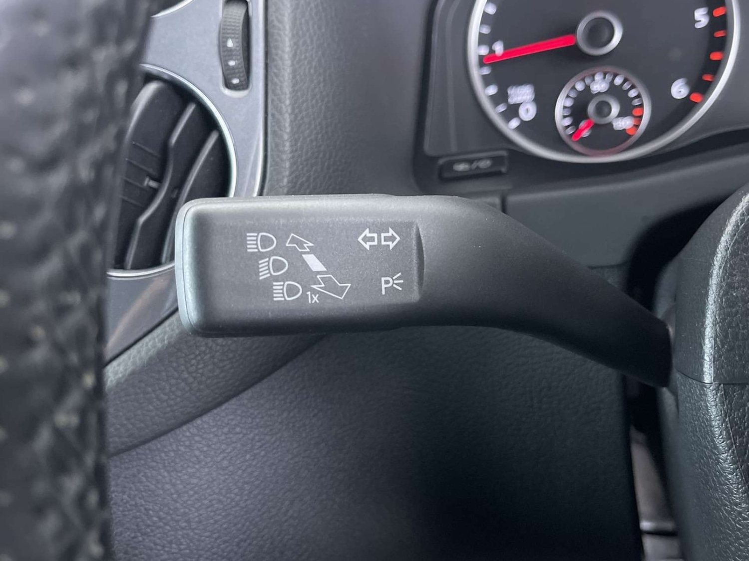 Used Volkswagen Tiguan 2016 for sale - 76905286: Photo 53