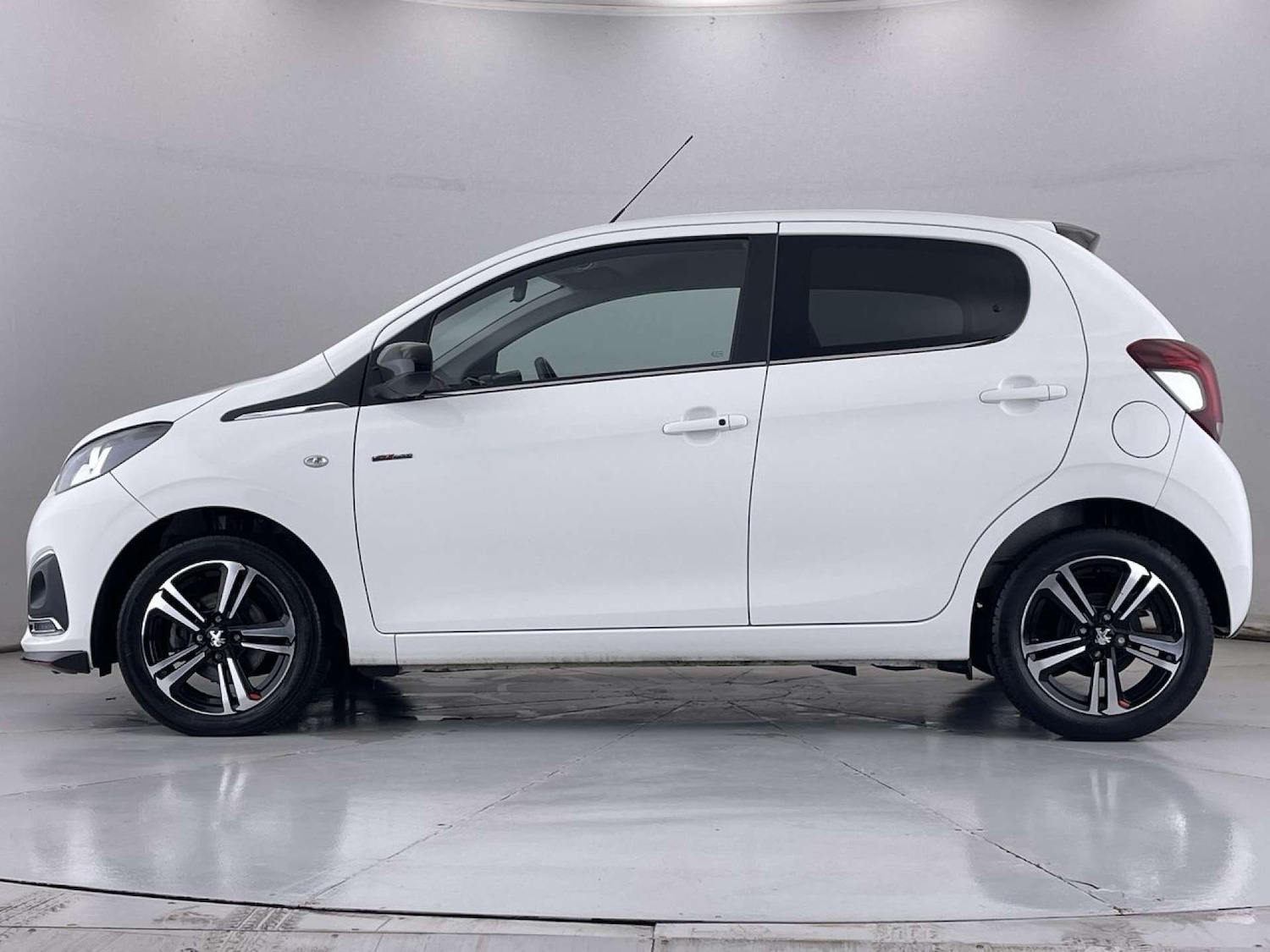 Used Peugeot 108 2017 for sale - 77701598: Photo 16