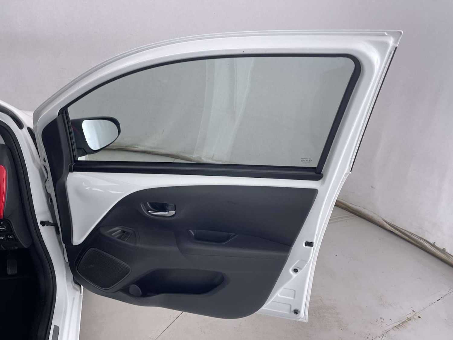 Used Peugeot 108 2017 for sale - 77701598: Photo 29