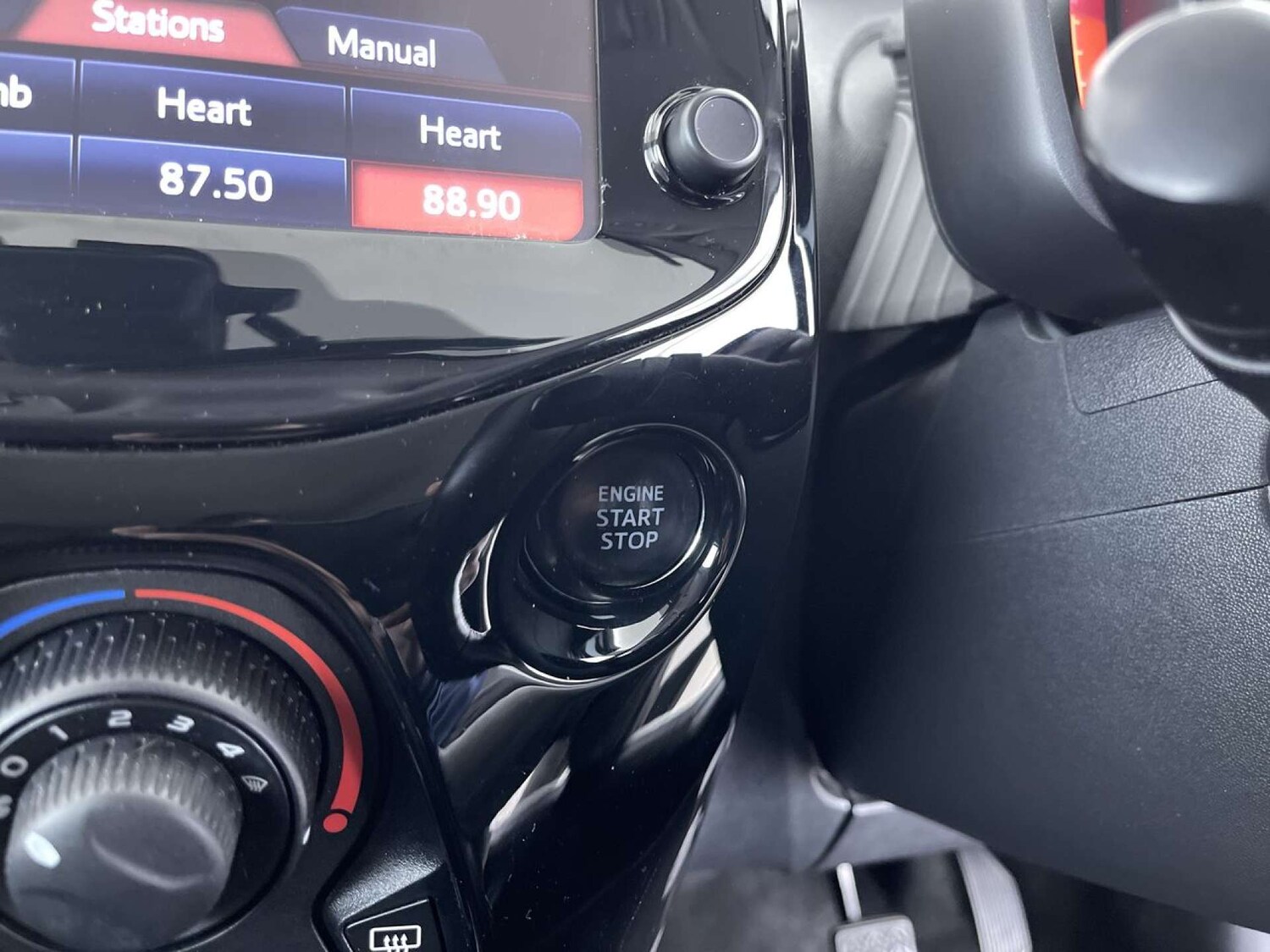 Used Peugeot 108 2017 for sale - 77701598: Photo 44