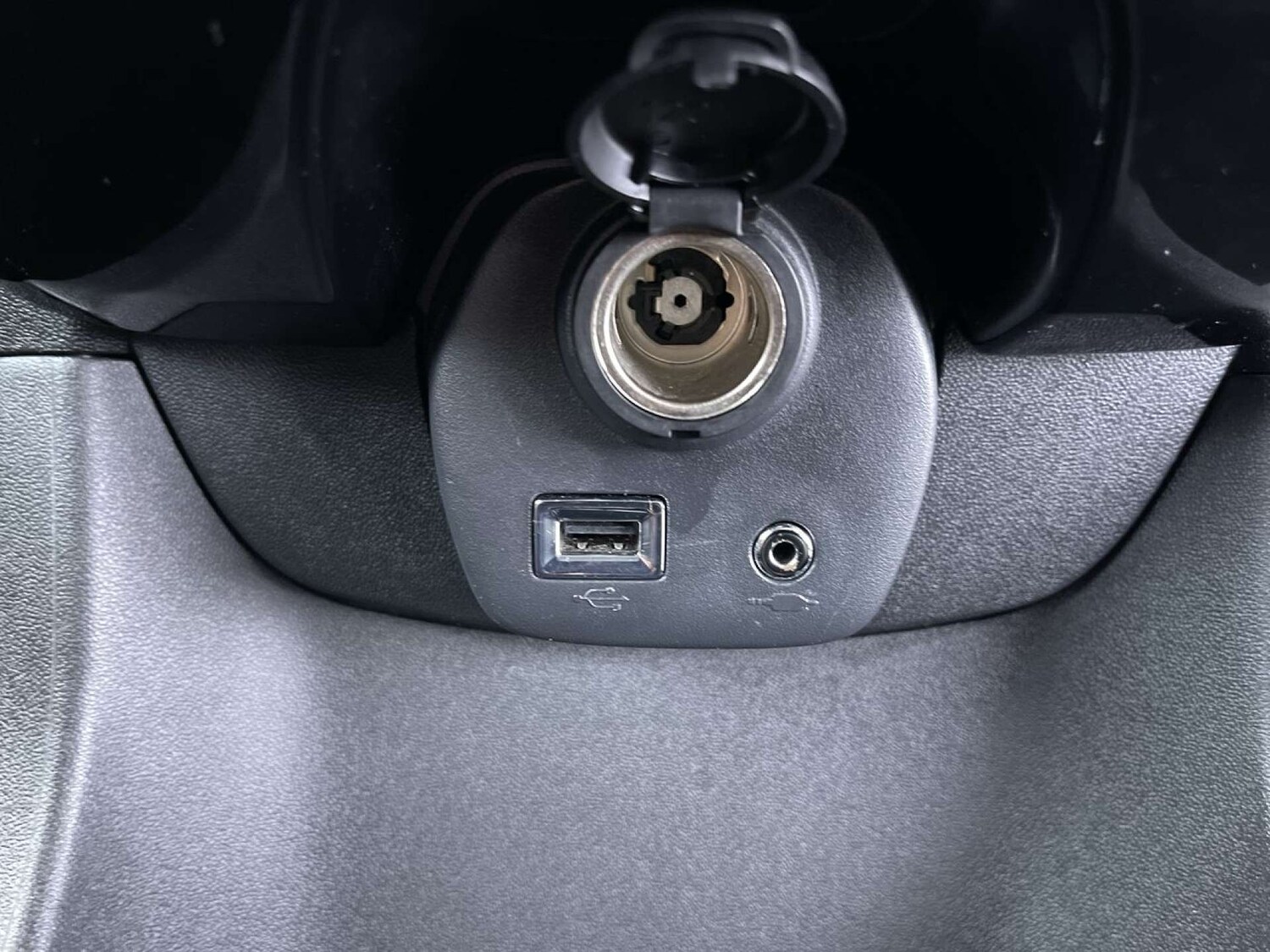 Used Peugeot 108 2017 for sale - 77701598: Photo 46