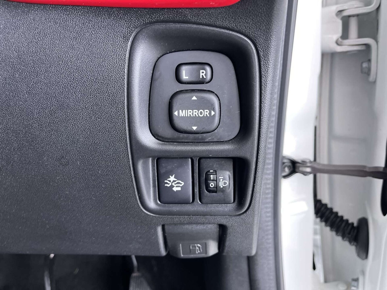 Used Peugeot 108 2017 for sale - 77701598: Photo 49