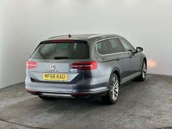 Used Volkswagen Passat 2016 for sale - 78297151: Photo
