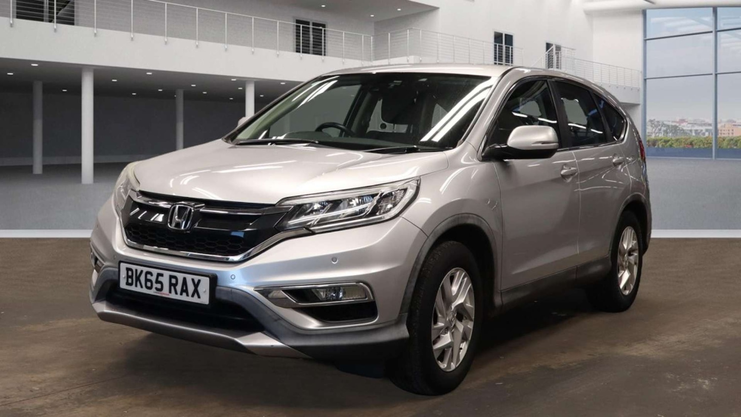 Used Honda CR-V 2015 for sale - 76719557: Photo 2