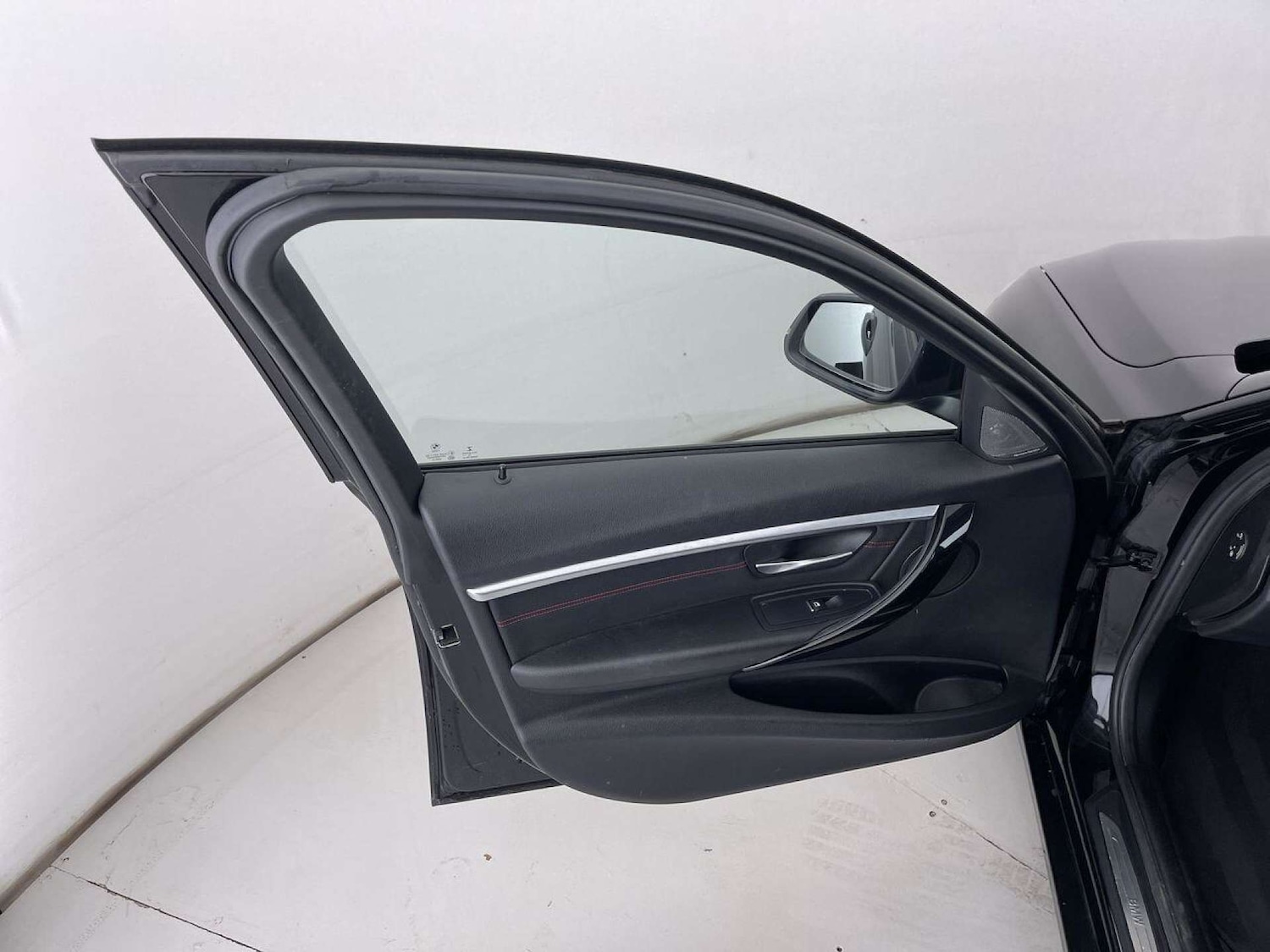 Vehicle 83