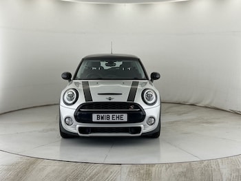 Used MINI Hatch 2018 for sale - 75573893: Photo