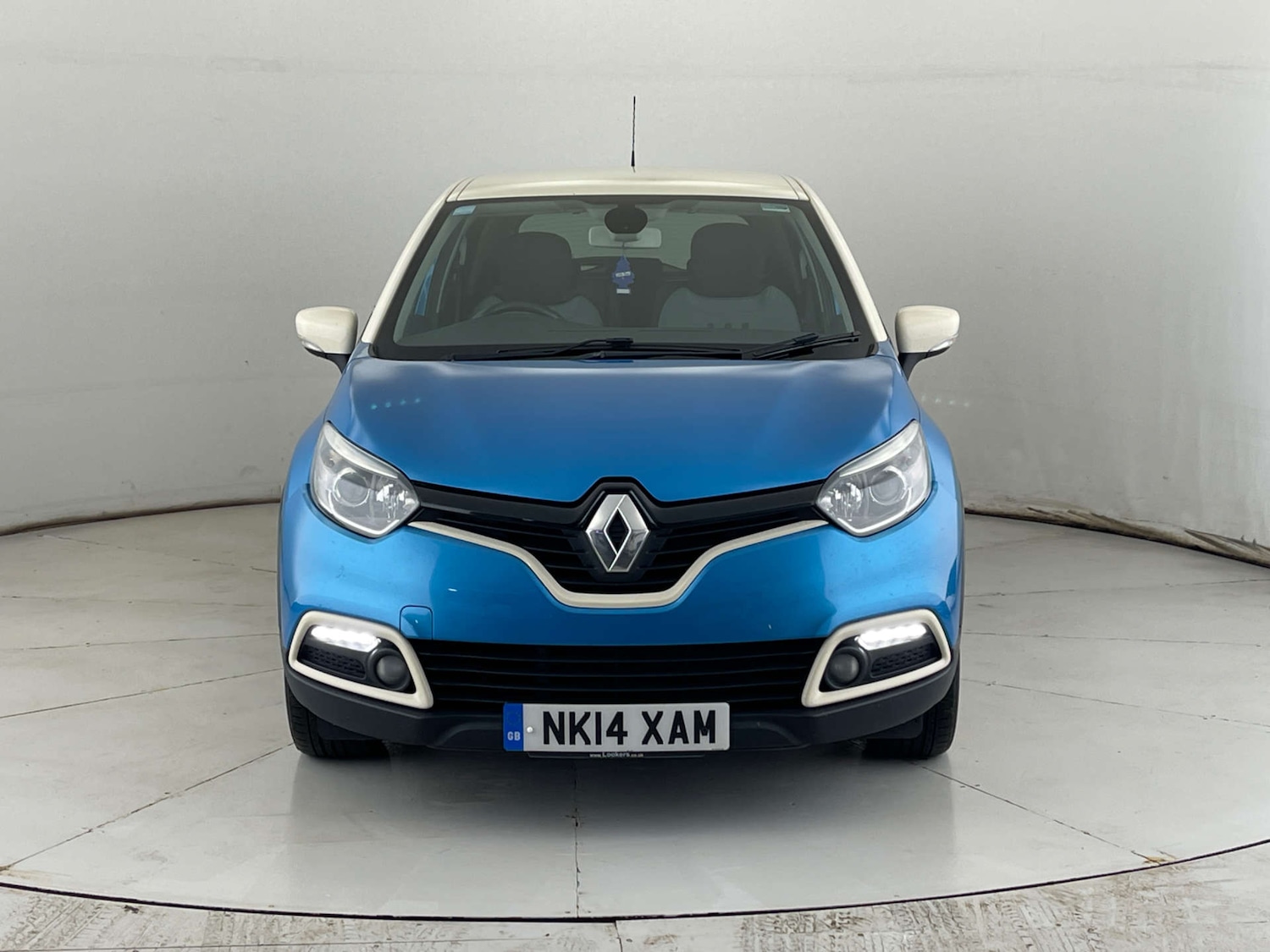 Used Renault Captur 2014 for sale - 77547702: Photo 2