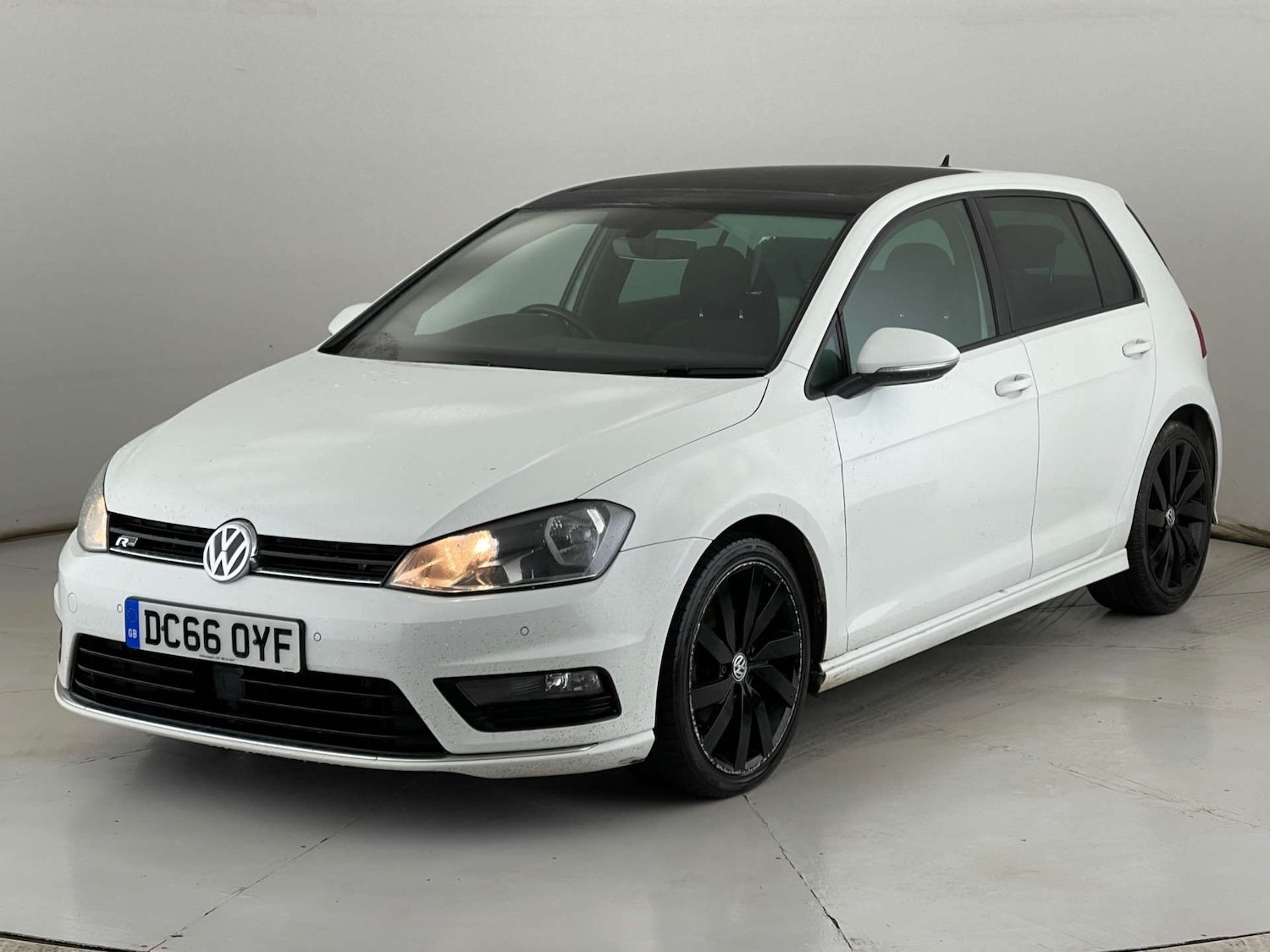 Used Volkswagen Golf 2016 for sale - 76509342: Photo 3