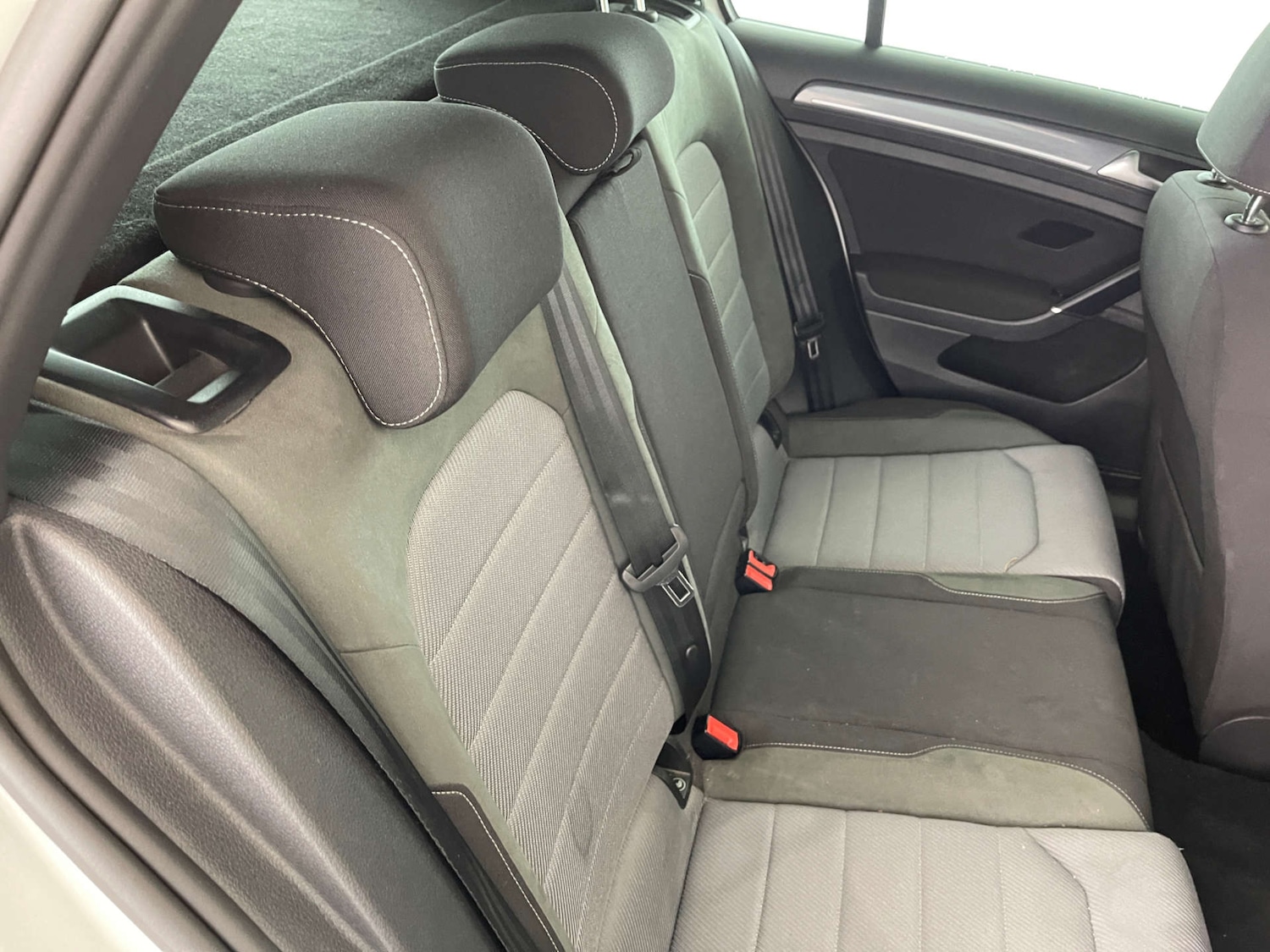 Used Volkswagen Golf 2016 for sale - 76509342: Photo 8