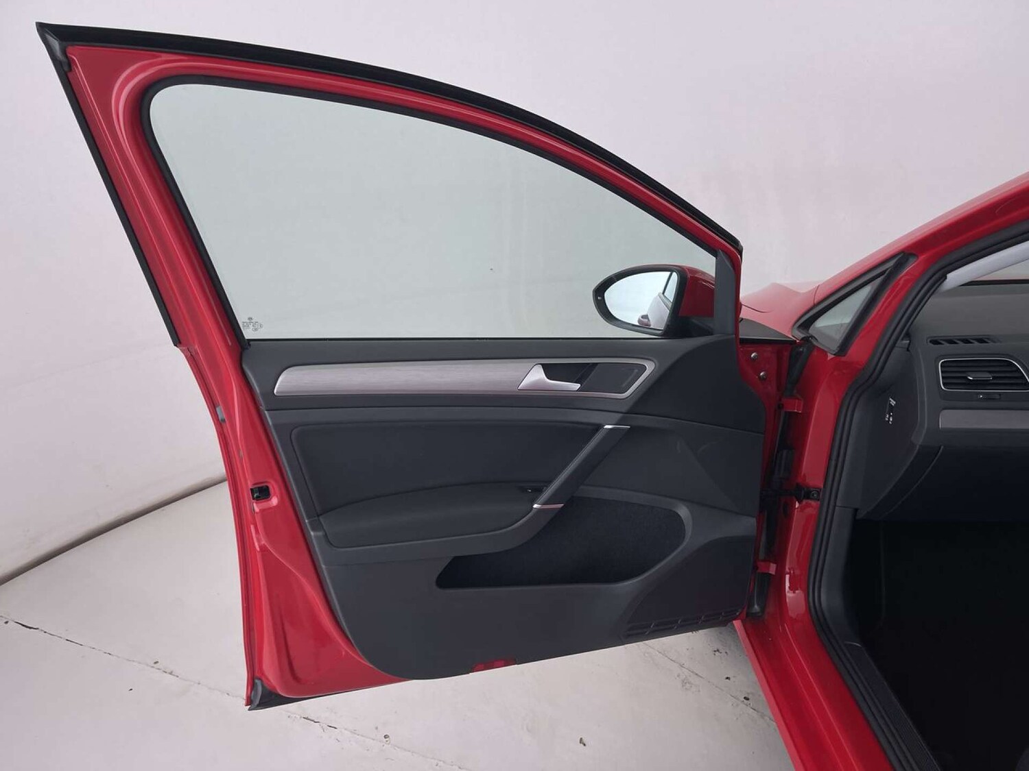 Used Volkswagen Golf 2016 for sale - 76601999: Photo 27