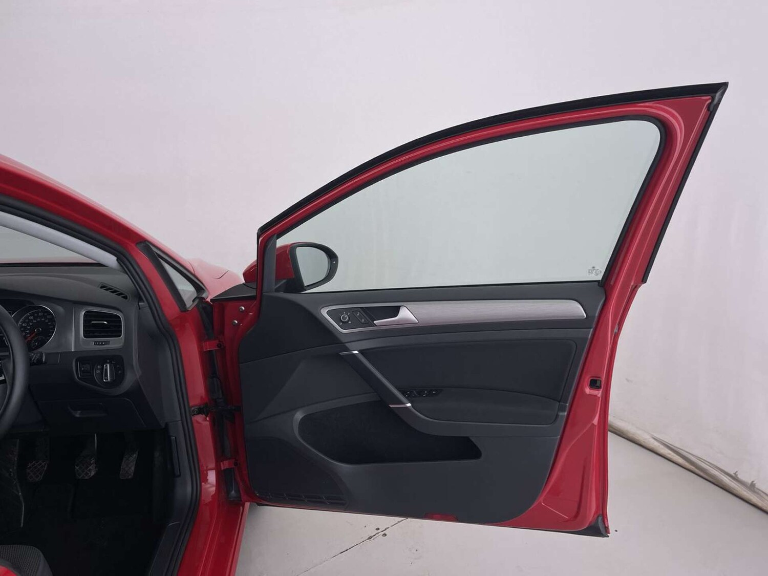 Used Volkswagen Golf 2016 for sale - 76601999: Photo 29