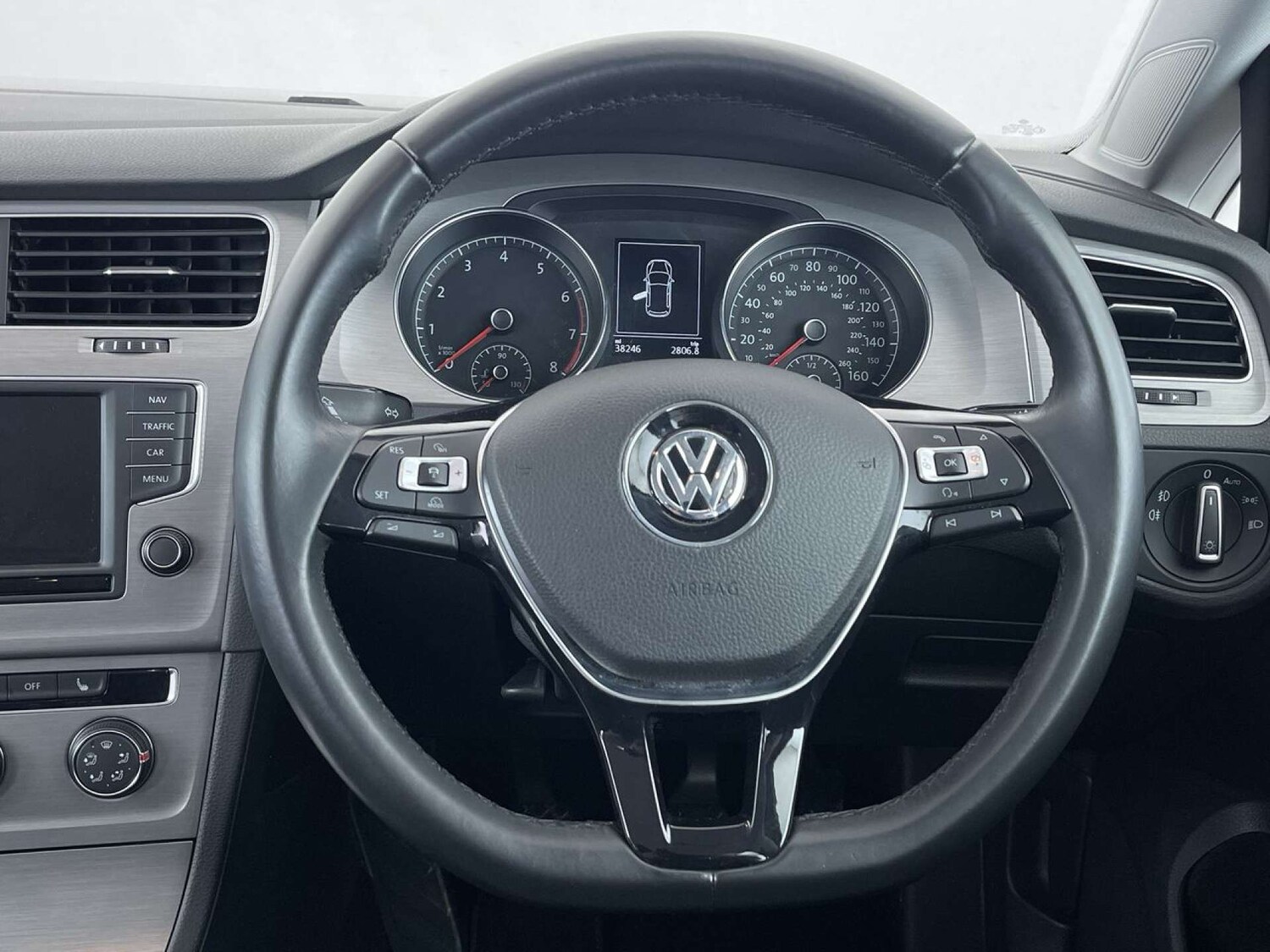 Used Volkswagen Golf 2016 for sale - 76601999: Photo 35