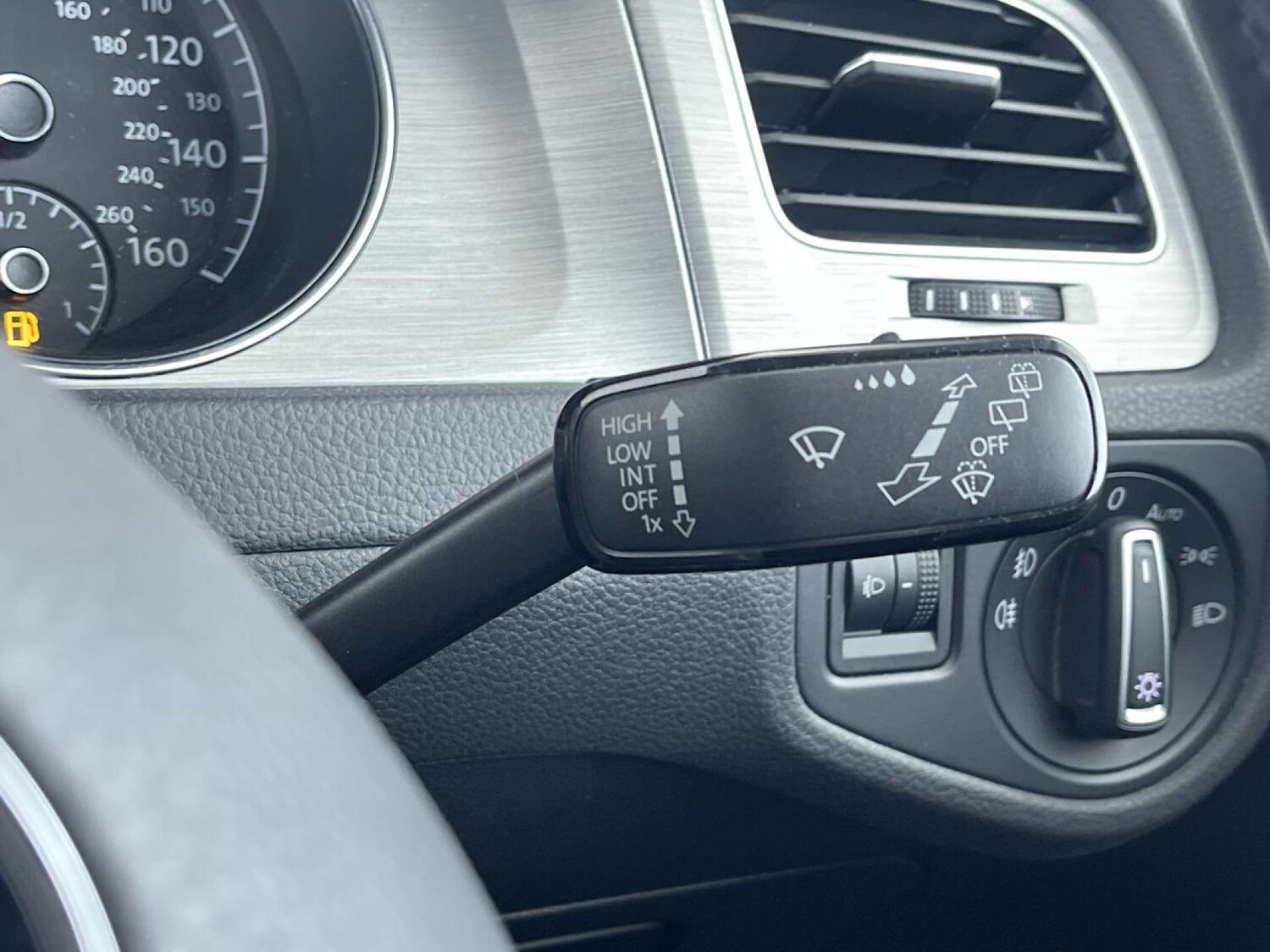 Used Volkswagen Golf 2016 for sale - 76601999: Photo 55