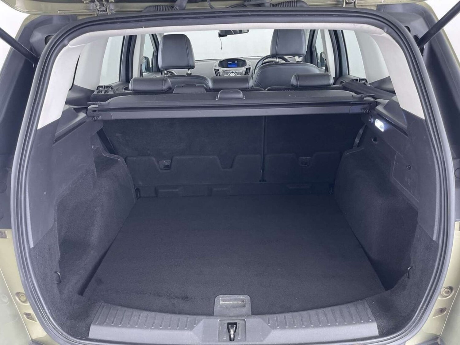 Used Ford Kuga 2013 for sale - 77583923: Photo 10