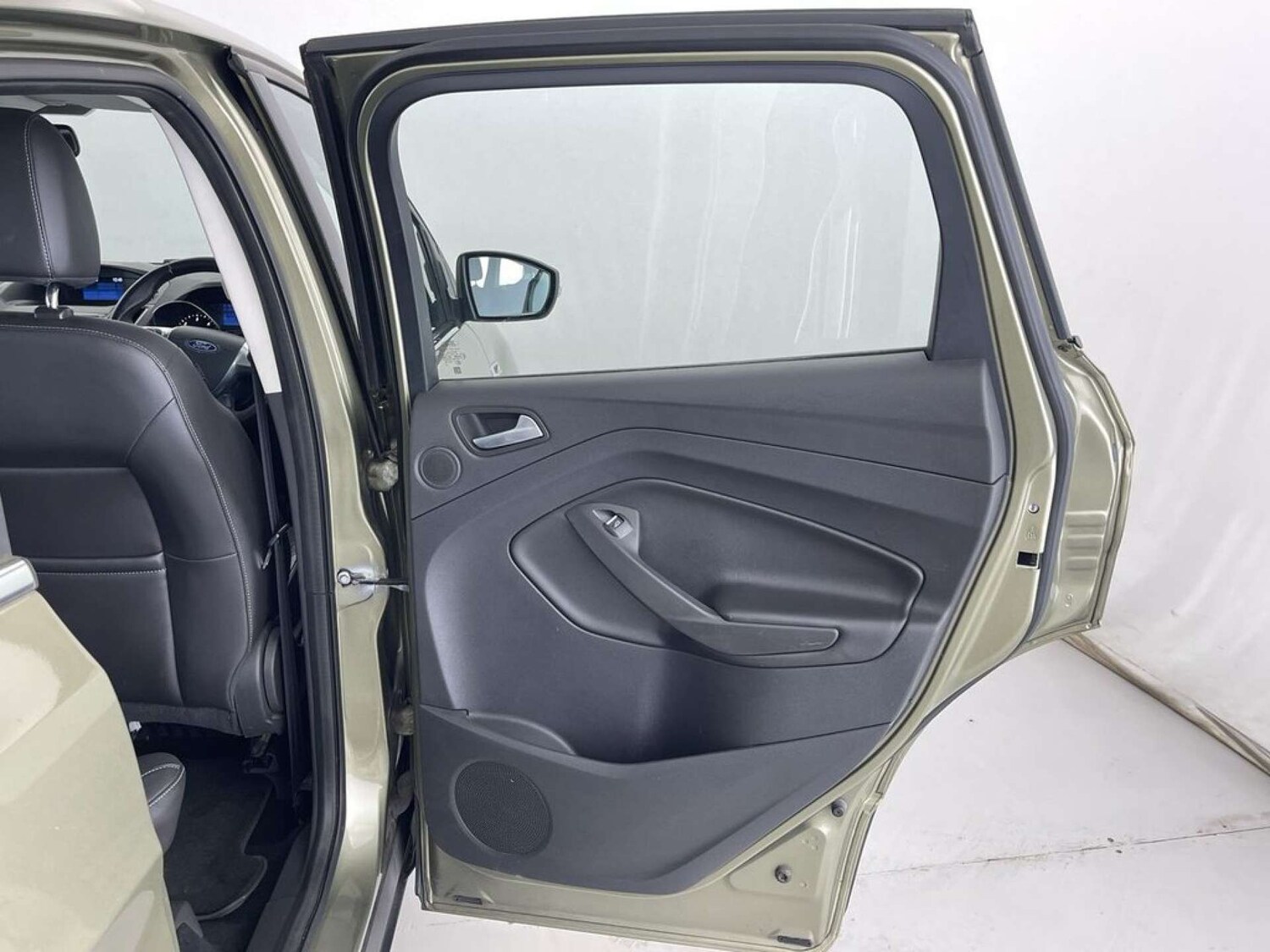 Used Ford Kuga 2013 for sale - 77583923: Photo 30